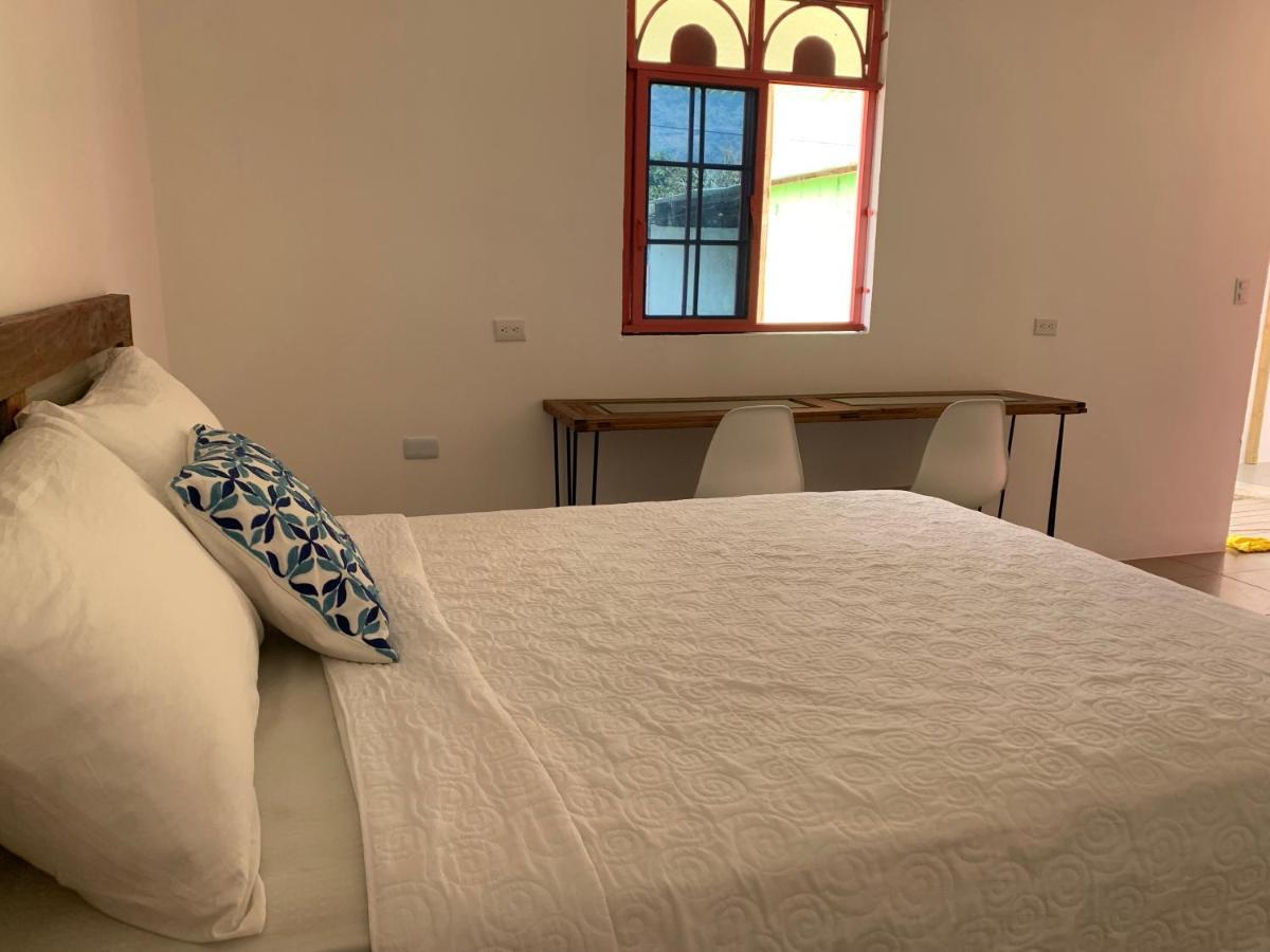 El Chirris Tzanjay Ξενοδοχείο San Juan La Laguna Εξωτερικό φωτογραφία