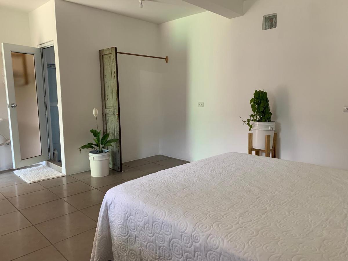 El Chirris Tzanjay Ξενοδοχείο San Juan La Laguna Εξωτερικό φωτογραφία